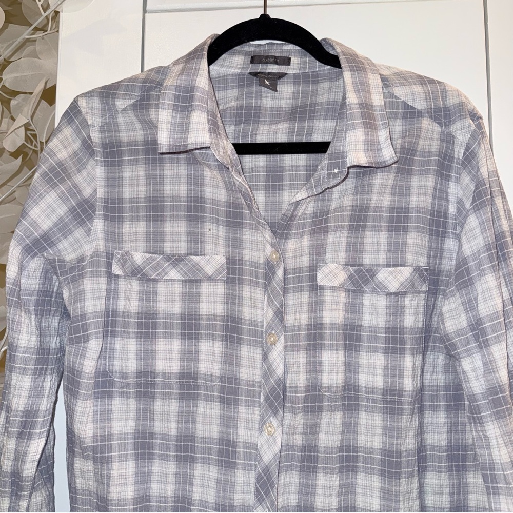 Eddie Bauer ladies gray plaid button up shirt, lightweight